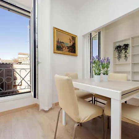 Vicolo Cellini By Halldis Appartement