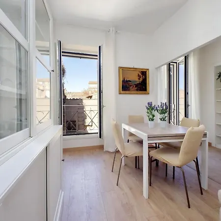 Vicolo Cellini By Halldis Appartement Rome
