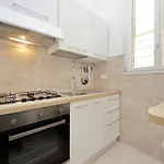 Vicolo Cellini By Halldis Apartament